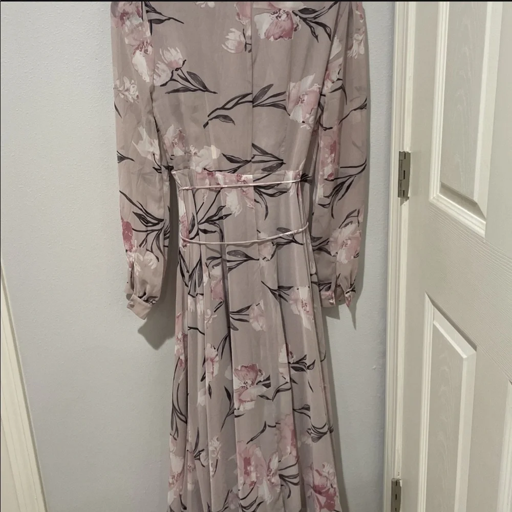 Lulu’s maxi dress - Picture 2 of 3